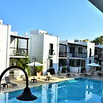מלון Modern Life Bodrum