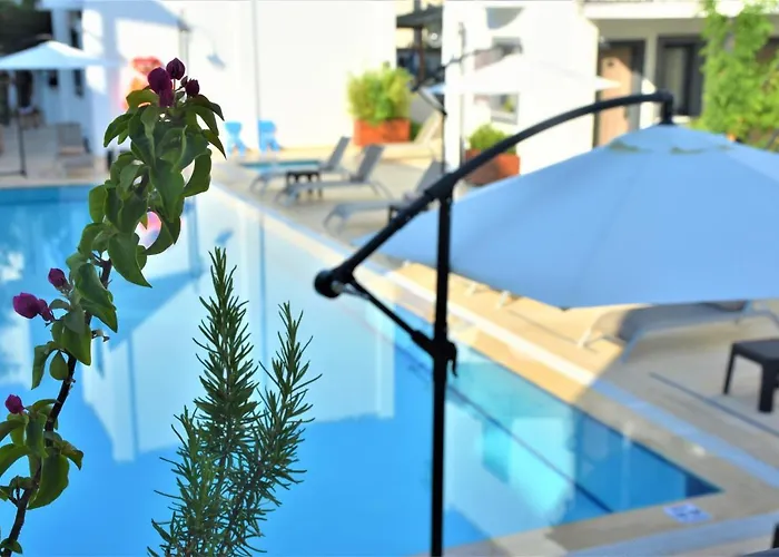 Modern Life Bodrum 3*