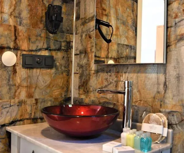 Modern Life Bodrum Hotel 3*