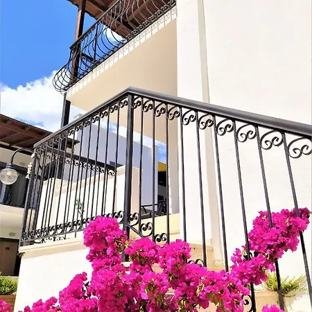 Отель Modern Life Bodrum