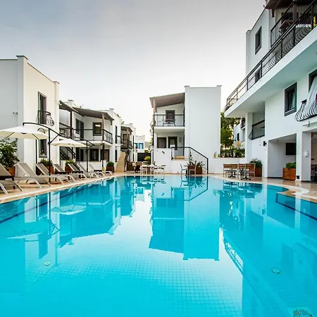 Modern Life Bodrum Отель 3*
