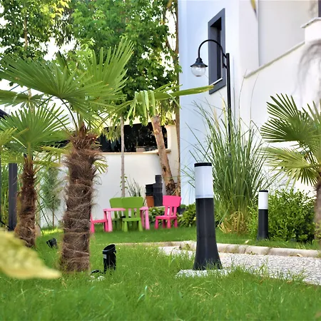 Отель Modern Life Bodrum 3*