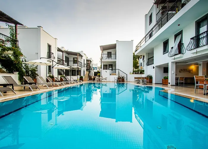 Modern Life Bodrum מלון 3*